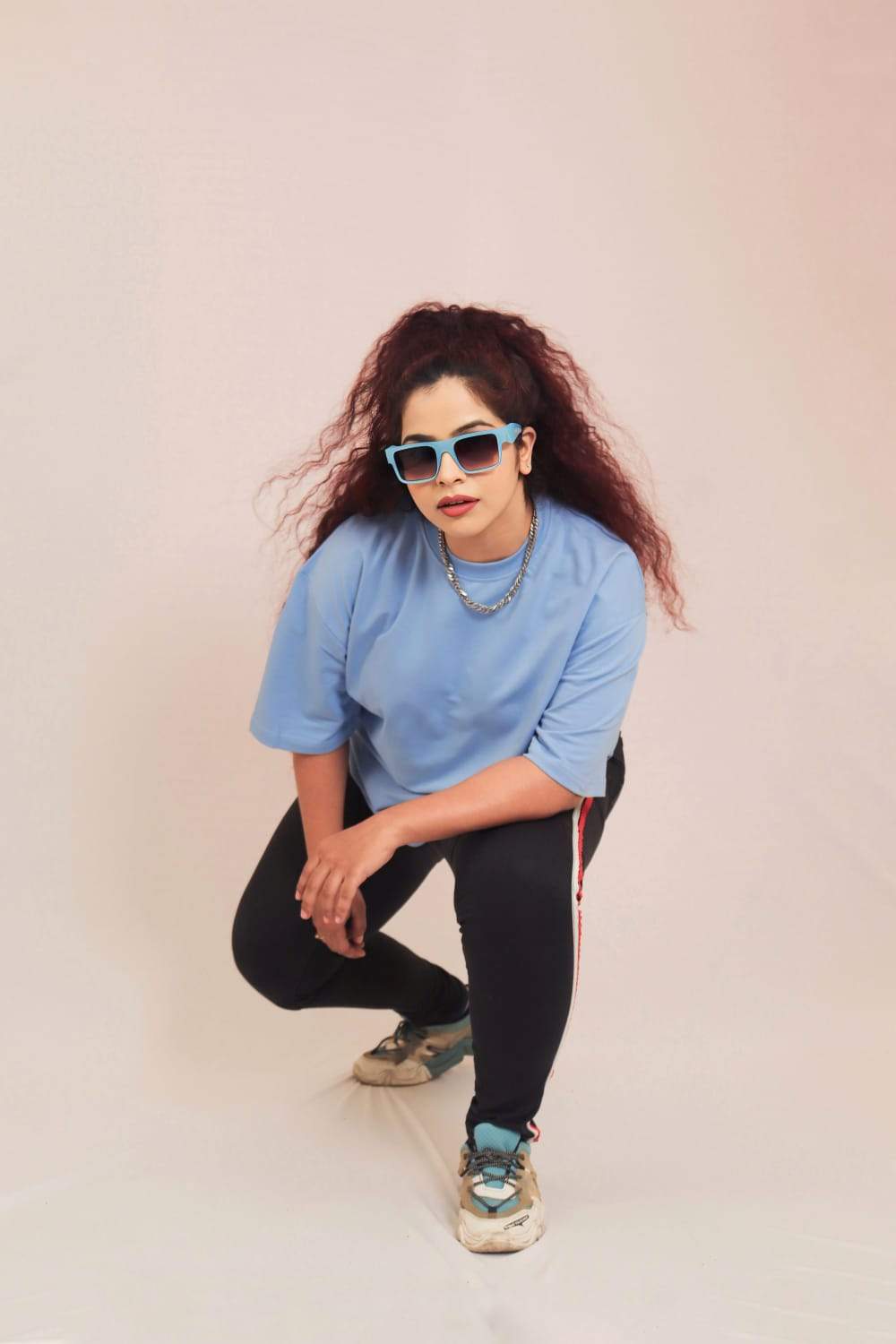 naz rosa curvy naz rosa curvy